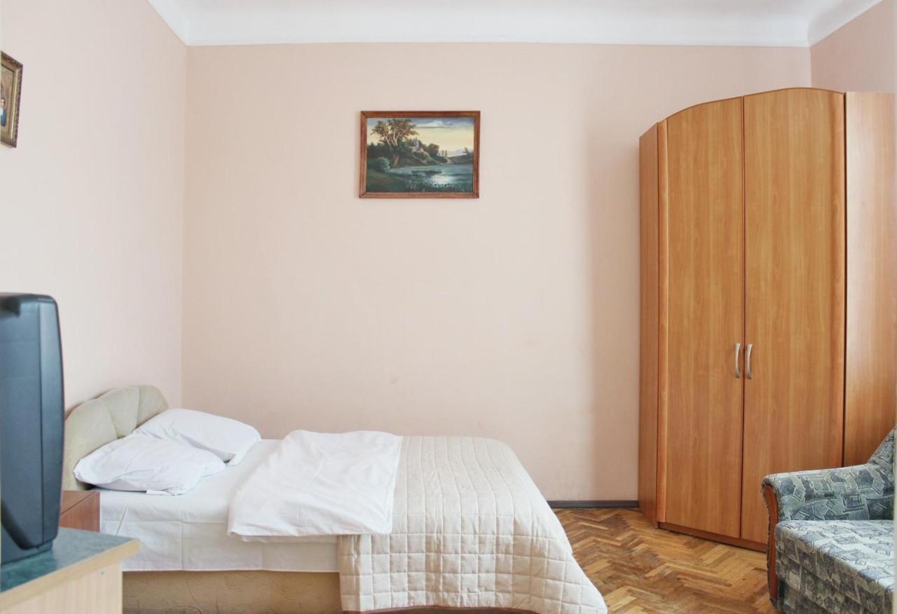 Квартира Подобово Біля Форуму Високий Замок Вулиця Хмельницького 61 Leópolis Exterior foto